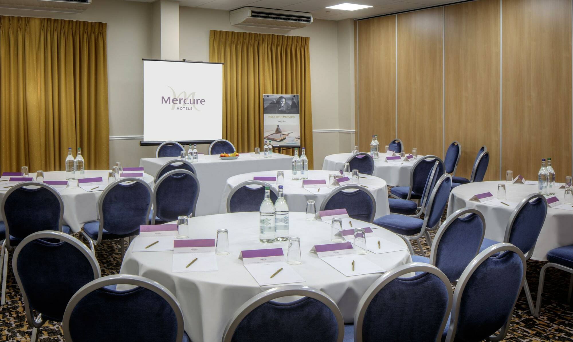 Mercure Hatfield Oak Hotel Exteriér fotografie